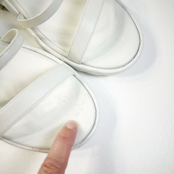 CHANEL 2023 White Quilted Leather Sandal Size 39 Open Toe Slingback Platform - Picture 10 of 15